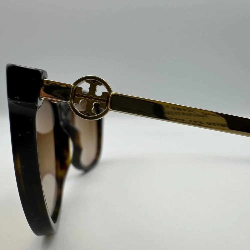 Tory Burch Gradient Sunglasses Womens Tortoise TY7147 Double Bridge Gold Logo - Picture 6 of 14